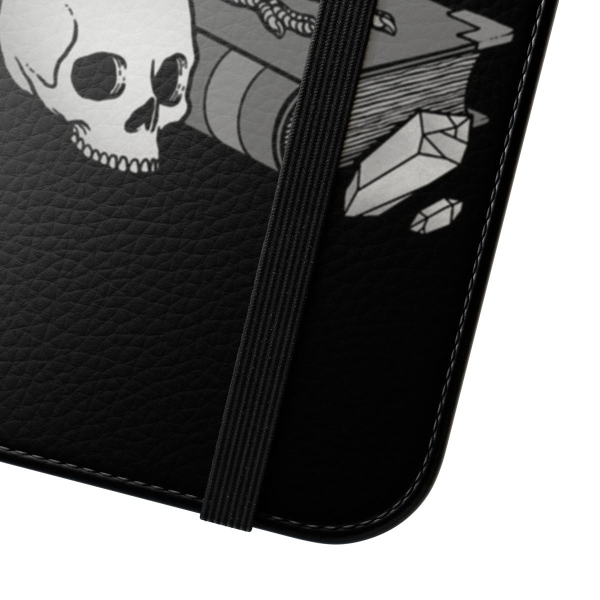 Occult crow phone case with dark, gothic design - Close Up