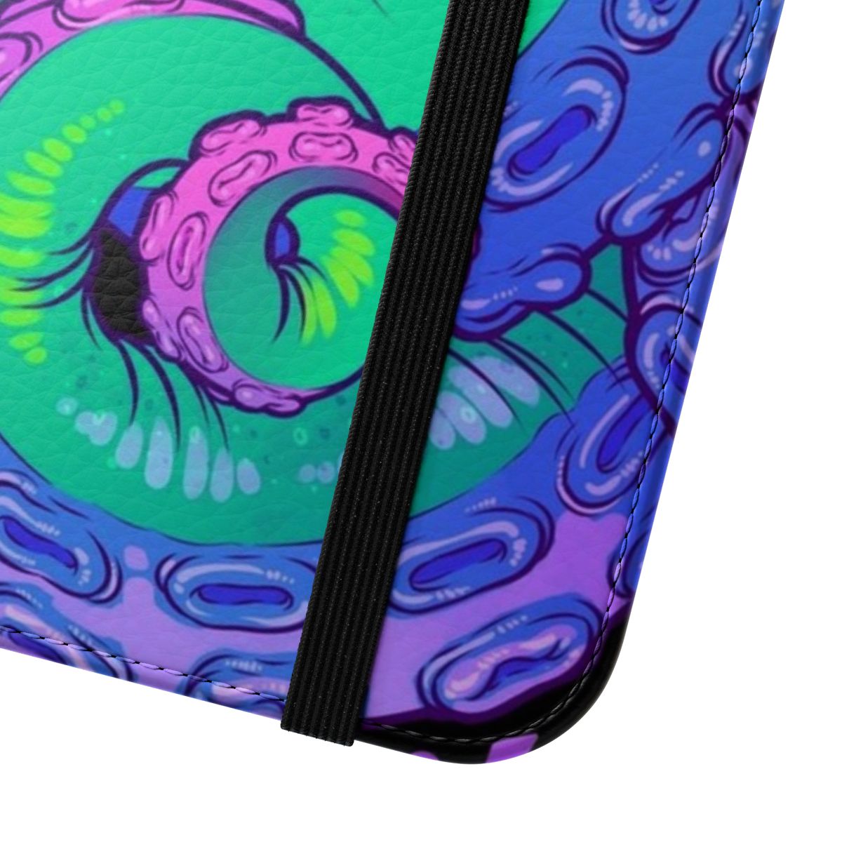 Cthulhu monster inspired tentacle print phone case - Close Up