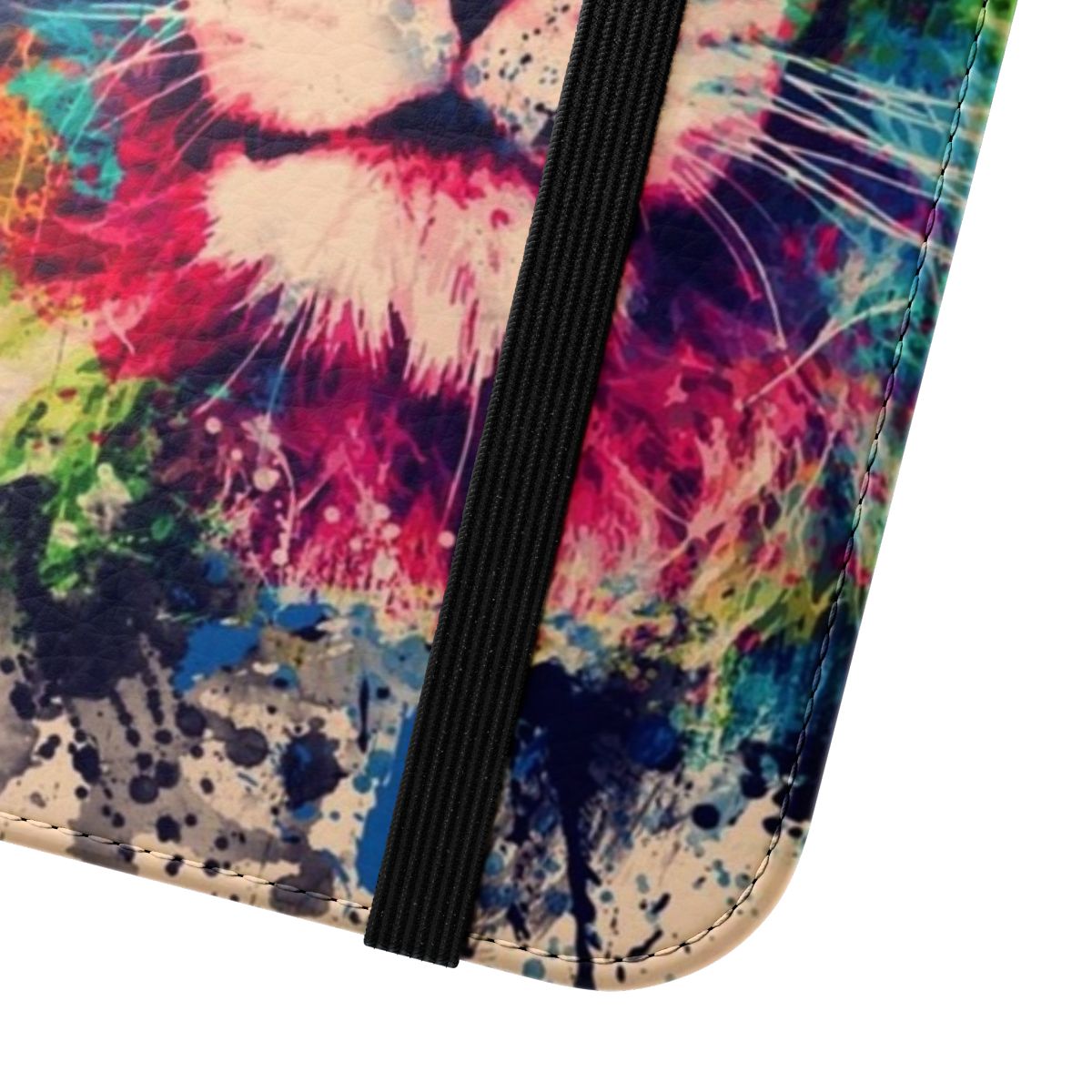 Watercolor painting of a majestic lion on a phone case cover - Close Up