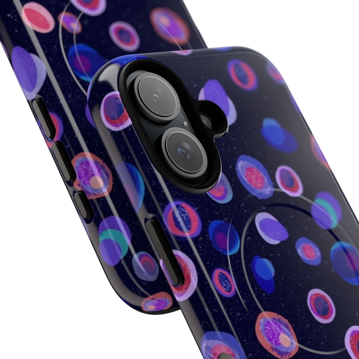 Cosmic space-themed phone case with a dreamer pattern and magnetic closure - Detail