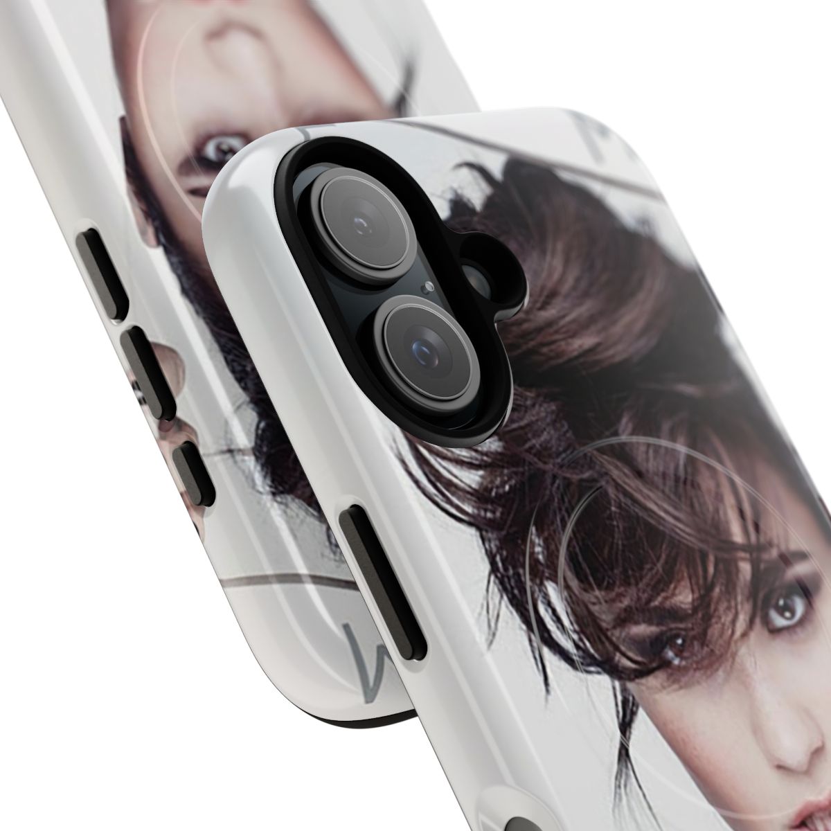 Magnetic tough phone case with heart design, perfect for Demi Lovato fans - Detail