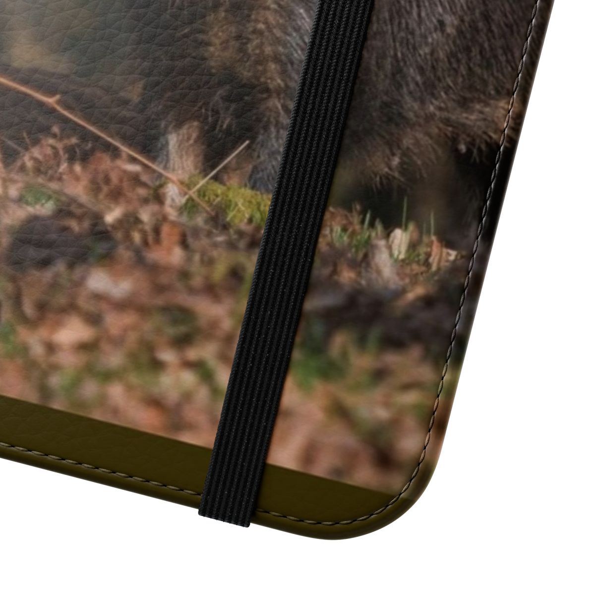 Flip cover phone case with beautiful image of a wild boar sow - Close Up