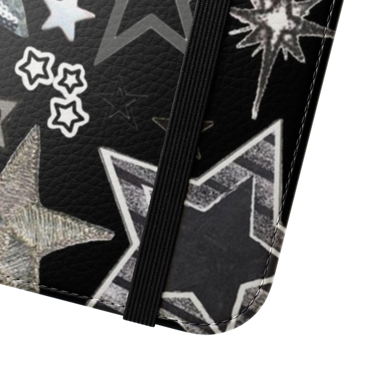 Stylish Y2K-inspired flip phone case with star design - Close Up