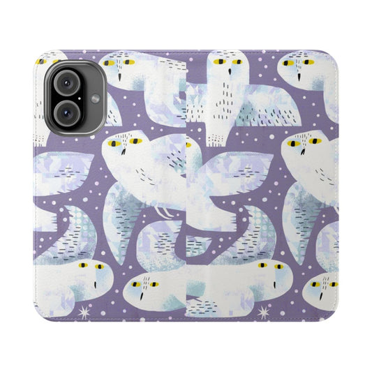 Image of a snowy owl printed on a stylish phone case