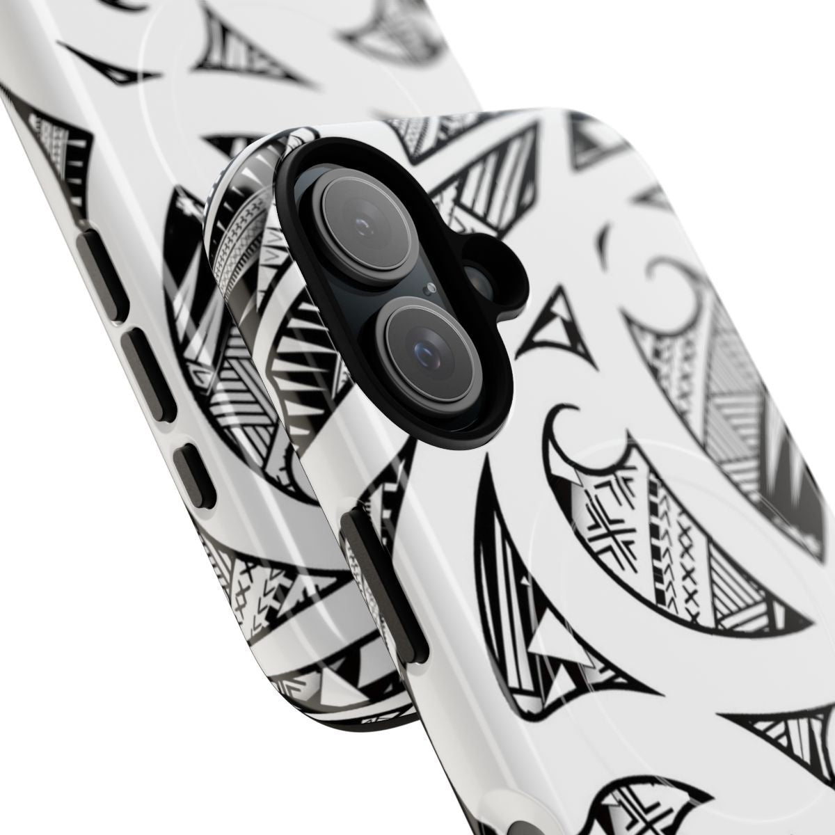 Maori-inspired phone case with magnetic closure and protective design - Detail