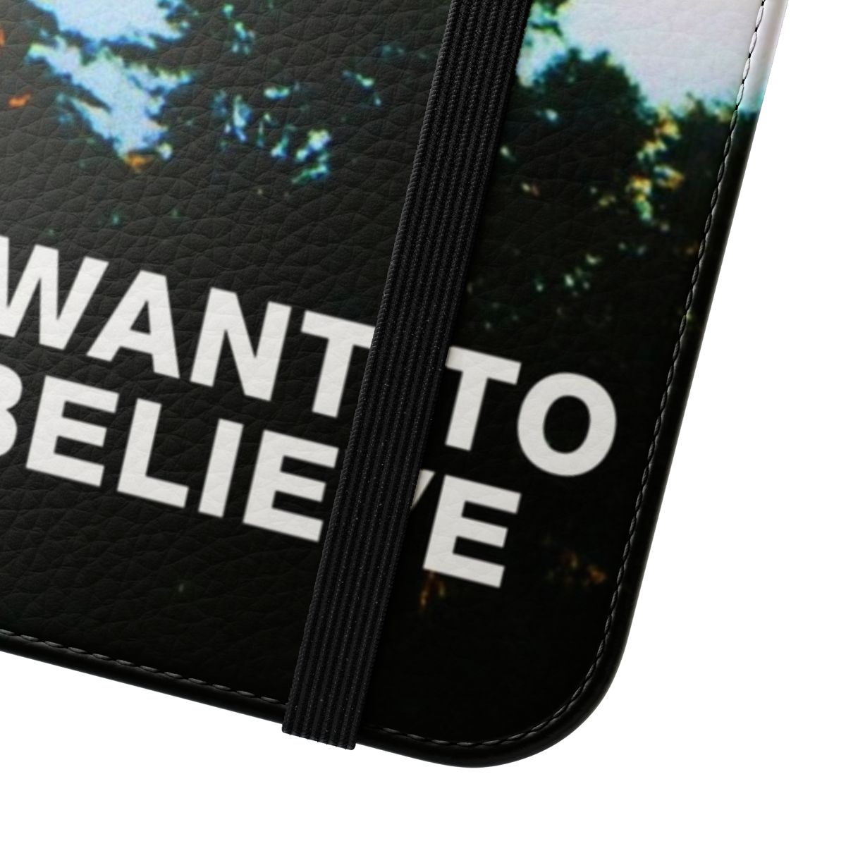 Paranormal-themed phone case with "I Want to Believe" graphic - Close Up