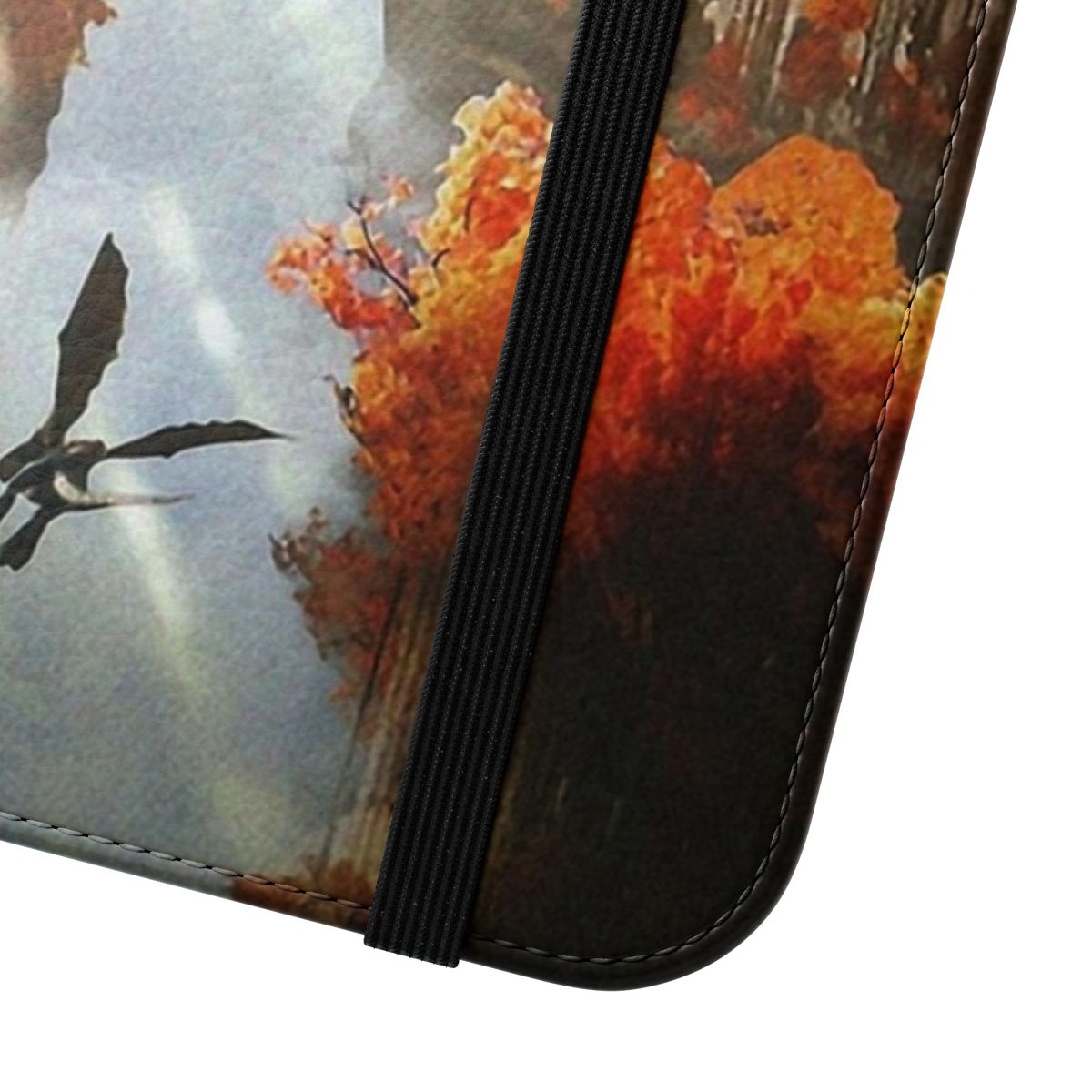 Autumn-themed flip cover phone case with dragon design - Close Up